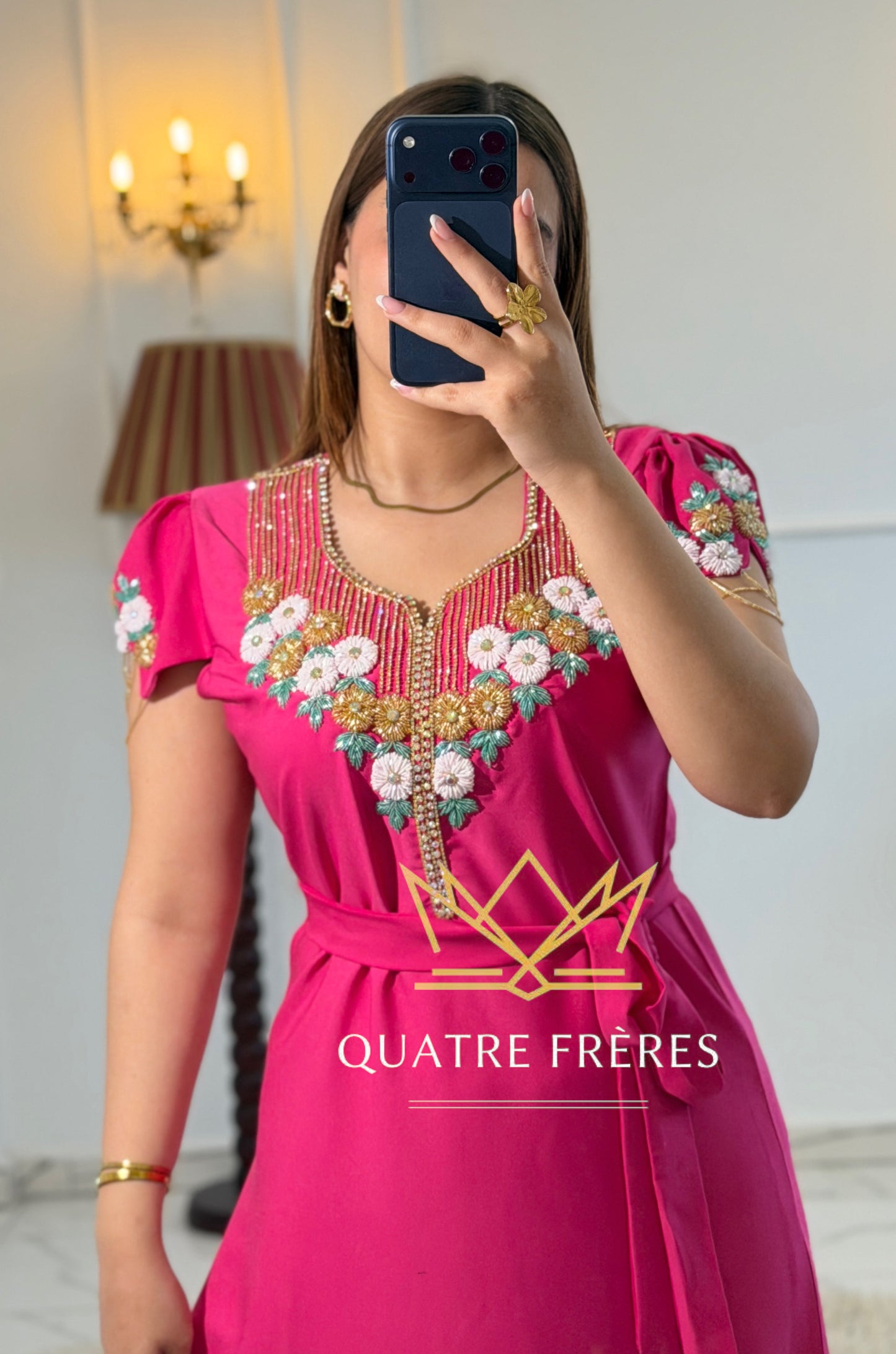 robe NAHAD