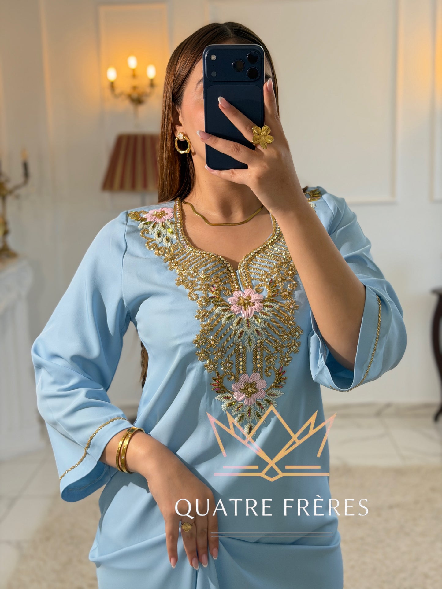 robe Makhawir